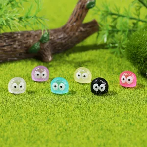 Lichtgevend Klein Geest Hars Beeldje Miniatuur Glow in the Dark Microlandschap Ornament Desktop Schattig Miniatuur Decor