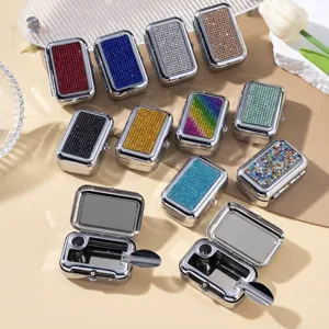 Luxury Rhinestone Encrusted Metal Cigarette Case Portable Mini Storage Box Shiny Alloy Inlaid Diamond Smoker Accessory Business Gift