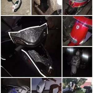 Eine Foto-Collage zeigt glänzende DIY-Kristall-Strassaufkleber auf verschiedenen Elektrorollern
