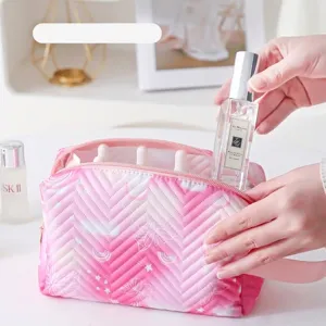 Quilted Waterproof Makeup Bag For Women Portable Travel Toiletry Pouch Large Capacity Zipper Cosmetic Organizer Bag