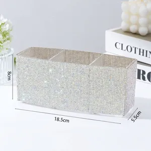 Luxuriöser Make-up-Organizer mit schillernden Strasssteinen und drei Fächern für den Tisch