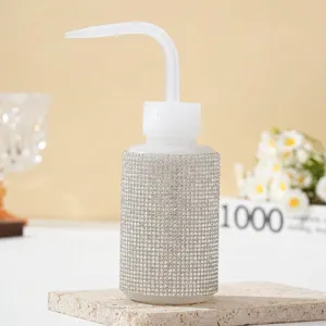 Refillable 150ml rhinestone-encrusted eyelash cleaning squeeze bottle with curved nozzle