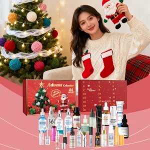 Coffret cadeau de soins de la peau du calendrier de l'Avent de Noël avec divers sérums.