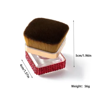 Pinceau à fond de teint carré de luxe avec manche en strass rouges et poils denses