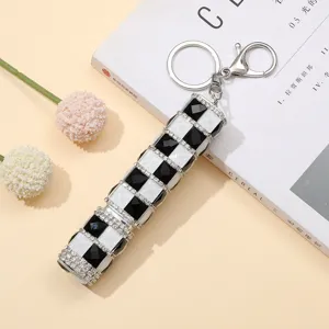 Frasco atomizador de perfume 10ml a cuadros blanco y negro con diamantes y llavero