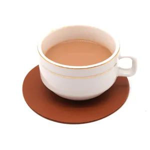 Posavasos de cuero minimalista impermeable taza detalle proteccion de mesa y cafe.