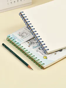 Detailansicht niedlicher Spiral-Skizzenbücher mit Tierdesign für Künstler und Zeichner.