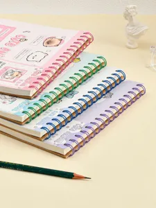 A4 süßes Tier Spiralen Skizzenbuch zum Zeichnen, Malen für Kunststudenten und Kreative.
