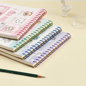 A4 Spiralen Skizzenbuch süße Katze Zeichenblock Notizbuch für Schüler und Künstler, Hauptansicht.