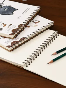 Carnet de croquis à spirale avec illustration de chiot et chat mignon pour le dessin d'art.