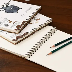 Carnet de croquis spirale A4 livre de dessin design de chien mignon pages intérieures art
