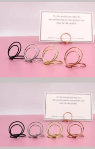Set aus Metallspiralkartenhaltern in verschiedenen Metallfarben für den Schreibtisch