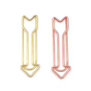 Creative arrow-shaped metal paper clips in gold and rose gold colors for office and school use.