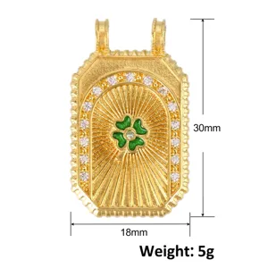 Detailed dimensions of vintage gold-plated tarot clover pendant showing size and weight