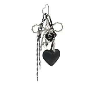 Stilvoller Herz-Taschenanhänger mit geflochtenem Lanyard und Perlen-Schleifen-Dekor