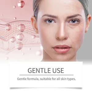Detalle de cuidado de la piel facial con fórmula suave para un efecto cutáneo terso.