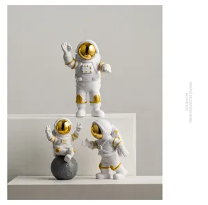 Creatieve astronaut beeldjes set voor kinderkamer decoratie, Scandinavisch bureau ornament.
