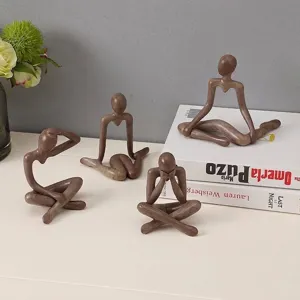Set di quattro statuine di pensatori astratti minimalisti per l'arredamento di casa