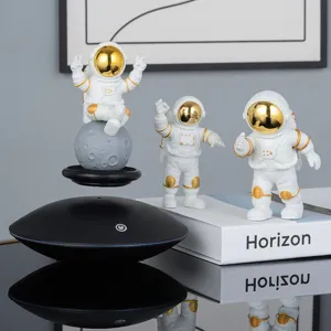 Schwebender Astronaut Dekoration Magnetische Mond Skulptur Kreative Tisch Dekoration