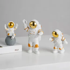 Detaillierte Größentabelle für kreative Astronauten Figuren Set, weiße Raumfahrer Tischdeko Zuhause.