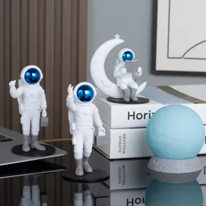 Ensemble de figurines de bureau astronaute créatif pour décoration maison et cadeaux.