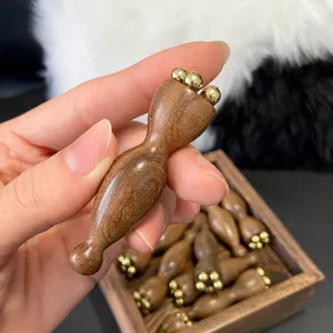 Naturholz Griff Messing Perlen Lotus-Kapsel Augen Massage Stab Gesichts Gua Sha Werkzeug Akupunkturpunkt Massager