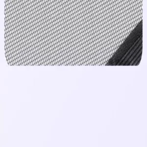 Detailopname van het zwarte autovenster gaasscherm, ademende anti-muggengaas textuurstructuur.