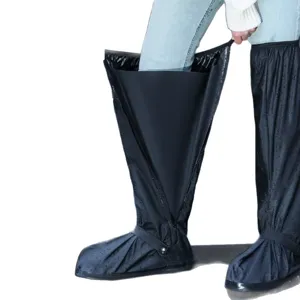 Cubrezapatos de lluvia impermeables para adultos, botas altas antideslizantes de goma.