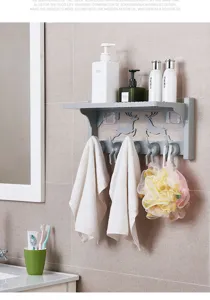 Estante de pared nordico con ganchos de ciervo organizador de bano vista detallada