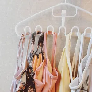 Multi-hook wave clothes hanger plastic storage organizer for dorm bedroom and wardrobe use