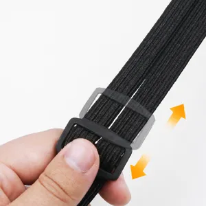 Langlebiges Motorrad-Gepäckband mit verstellbarer Schnalle für sicheren Halt und einfache Montage.