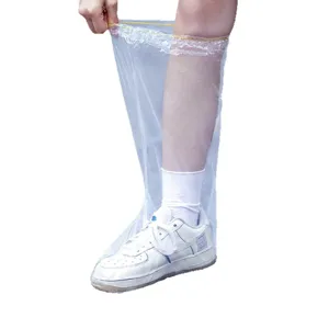 Copriscarpe da pioggia monouso impermeabili lunghi trasparenti per protezione fango.