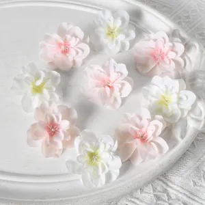 Ensemble de têtes de fleurs artificielles delphinium, fausses fleurs blanches roses.