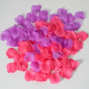Pétales de rose artificiels pour décoration de fête de mariage, faux pétales colorés.