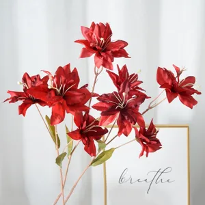 Bouquet de fleurs de lys en soie artificielle pour décoration maison photo principale.