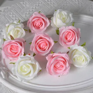 Kunstmatige zijden rozen bloemhoofdjes bulk voor huwelijksdecoratie en bloemenwand.