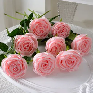 Fleurs de roses roses artificielles pour décoration de maison, mariage et accessoires photo.