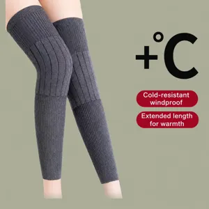 Thermal wool knee warmers for men and women, thickened windproof leg sleeves for winter warmth.