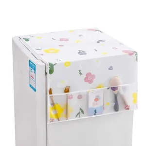 Housse anti-poussière imperméable en PEVA pour réfrigérateur avec motif floral et poches.