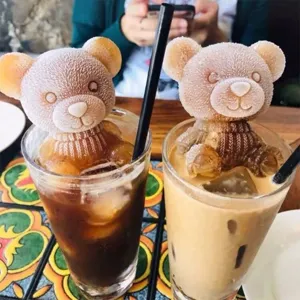 Silikon 3D Bär Eiswürfelform für Whiskey, Kaffee, Cocktails und kreative DIY Getränke.