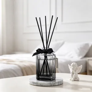 Minimalist Glass Reed Diffuser Bottle With Black Fiber Sticks Ribbon Aromatherapy Air Freshener For Home Bedroom