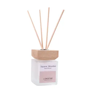 Difusor de varillas de vidrio esmerilado cuadrado de 150 ml con tapa de madera natural