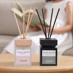 Difusor de varillas cuadrado de 150ml con tapa de madera para aroma de hogar y oficina