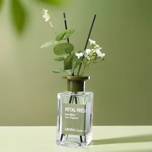 Home Reed Diffuser Glass Bottle With Green Plant Floral Decor Essential Oil Air Freshener For Living Room Bedroom Office