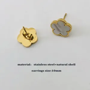 Détail de boucles d'oreilles fleur en acier inoxydable 10mm avec nacre