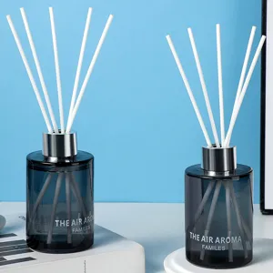 Difusor de varillas 120ml de vidrio gris humo con cinco varas de fibra blancas