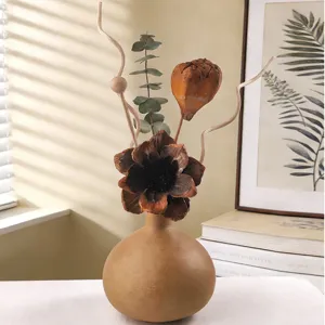 Vaso in ceramica decorazione per la casa aroma composizione di fiori secchi soggiorno