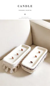 Bougie parfumée artisanale en cire de soja avec franges, idéale pour une ambiance chaleureuse.