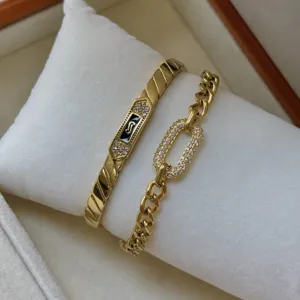 Elegante 18K vergulde roestvrijstalen armbandset met zirkonia stenen en S-letter detail