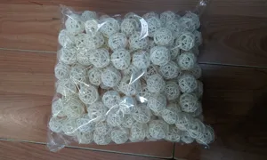 Boules en rotin blanc faites à la main 3cm billes d'osier pour aromathérapie et décoration.
